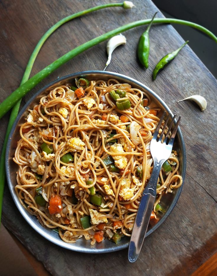Egg Chicken Chowmein