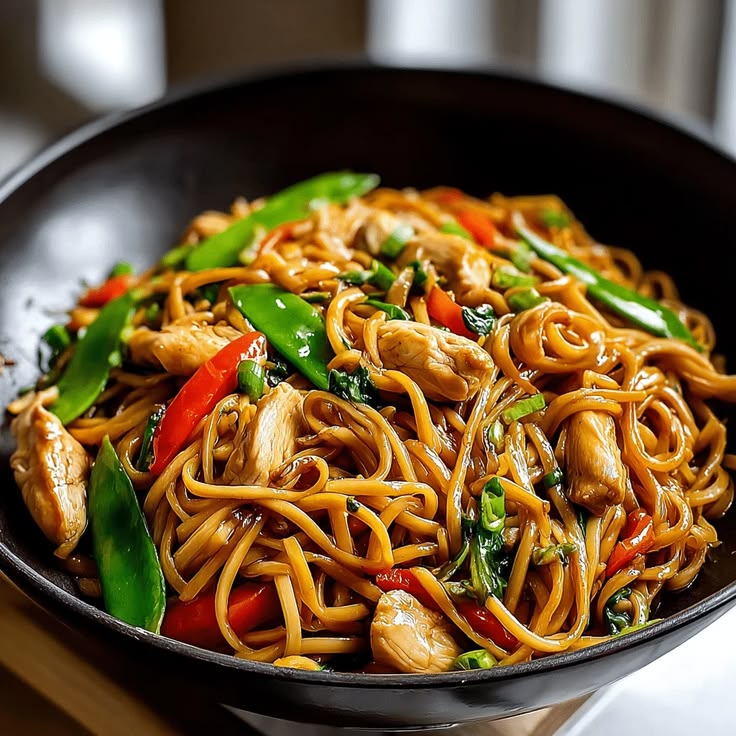 Garlic Chicken Chowmein