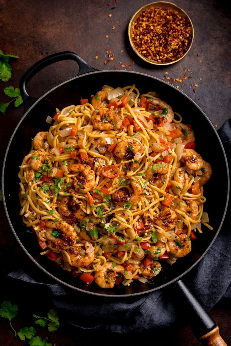 Mix Chowmein (Egg, Chicken, Prawn)